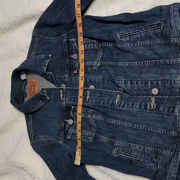 Denim jacket - Picture 2 of 5